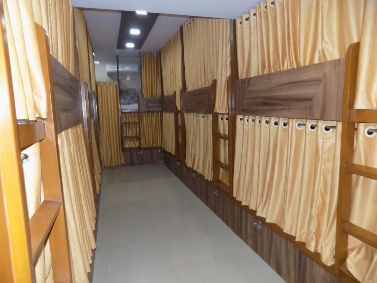 Metro Inn Dormitory Mumbai Kültér fotó